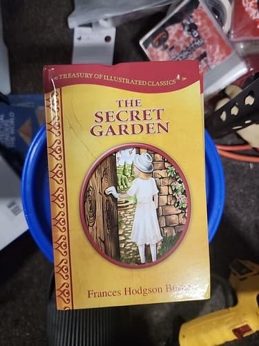 The Secret Garden by Frances Hodgson Burnett (2020, Hardcover) - Image 1