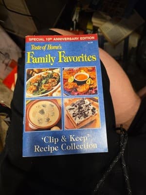 Taste of Homes Family Favorites -- Special 10th Anniversary Edition -- Clip & Ke - Image 1