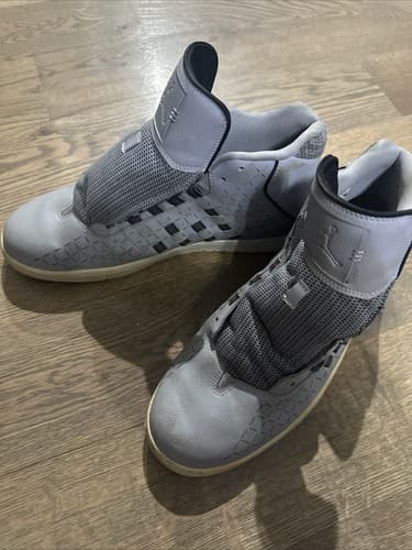 Nike Air Jordan Illusion Wolf Grey/Wolf Grey-Black 705141-003 Size 12 US - Image 1