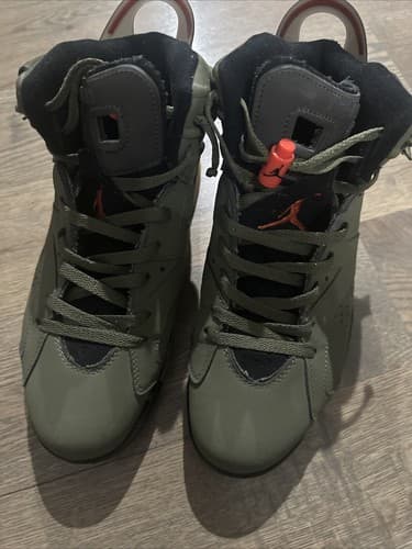 Size US 10- Jordan 6 Retro x Travis Scott Mid Olive CN1084-200 - Image 1