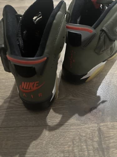 Size US 10- Jordan 6 Retro x Travis Scott Mid Olive CN1084-200 - Thumbnail 3