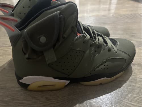 Size US 10- Jordan 6 Retro x Travis Scott Mid Olive CN1084-200 - Thumbnail 4