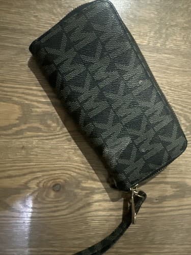 MICHAEL KORS MK Signature Fulton Flap Continental Wallet - Thumbnail 3