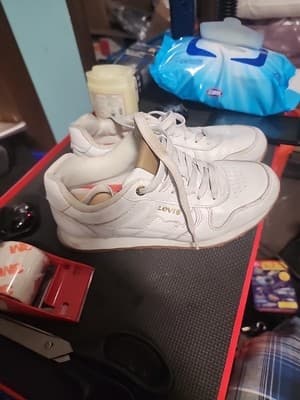Levi's Women's Tennis Shoes Faux Leather White Size 7 - Thumbnail 5