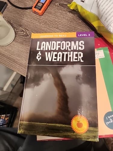 Learning To Read Hardcover Level 2 Natural Wonders - Thumbnail 2