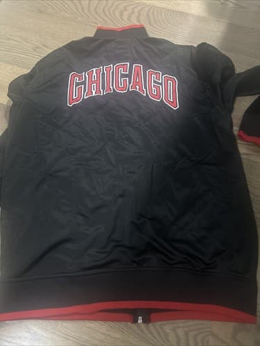 NBA Men’s Chicago Bulls Logo Black/Red Full Zip Sports Jacket Size XL - Thumbnail 2