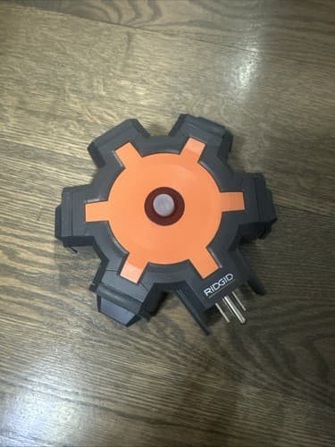Ridgid 5 Outlet Extension Cord Power Hub - Image 1