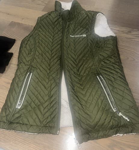 Free Country Quilted Reversible Green Fleece Lined Vest Zip Woman’s Size M - Image 1