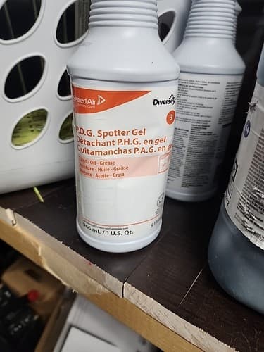 Diversey P.O.G. Spotter Gel Paint Oil and 913888 - Image 1