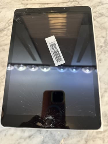 Apple iPad 7th Gen. 128GB, Wi-Fi, 10.2 in - Space Gray - For Parts Only - Image 1