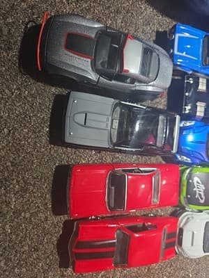 Jada Fast and Furious 1/32 Diecast Lot of 9 Loose Cars - Thumbnail 2