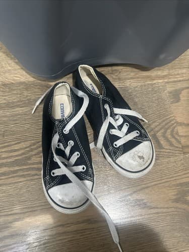 Converse All Star black canvas lo-top shoes toddler sz 9 - Image 1