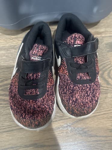 Nike Flex Contact TDV black racer pink sneakers 917939-001 sz 10c - Image 1