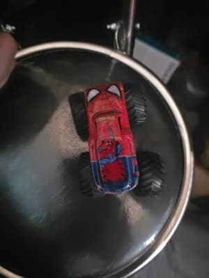 Hot Wheels Monster Jam Spiderman Marvel 1:64 - Thumbnail 5