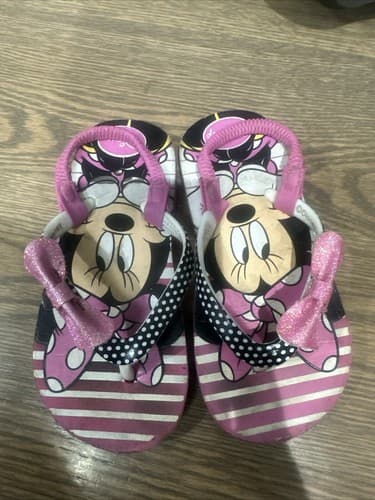 girls flip flop Minnie Mouse Pink size 9/10 - Image 1