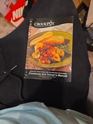 Crockpot Cookbook and Owner's Manual - Image 1