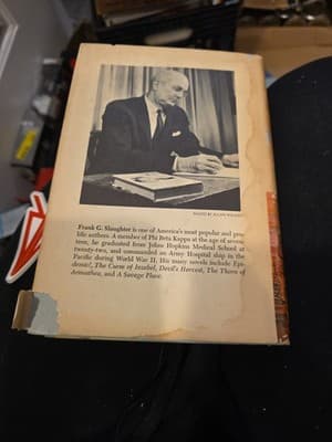 Vintage 1965 Constantine The Miracle of The Flaming Cross by Frank G. Slaughter - Thumbnail 4