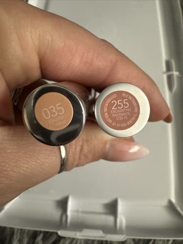 Lot Of 2 Revlon Colorburst balm 035 And 255 New - Thumbnail 2