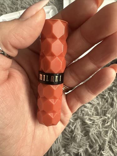 Milani Color Fetish Matte Lipstick 110 Lustful - Thumbnail 3