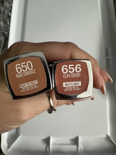 Maybelline Sensational Lipstick MATTE #650 And #656 Brown Open Box - Thumbnail 3