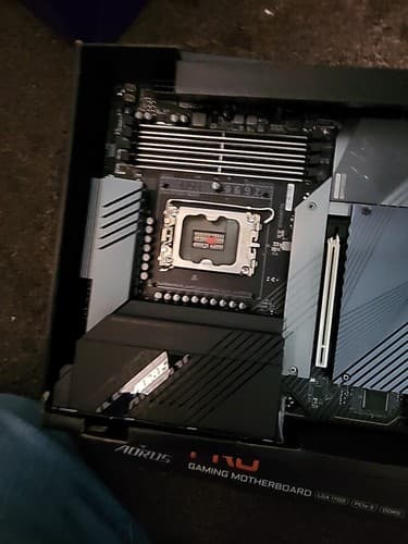 GIGABYTE Z690 AORUS PRO Intel LGA 1700 Quad M.2 PCIe 5.0 DDR5 ATX Motherboard - Thumbnail 6