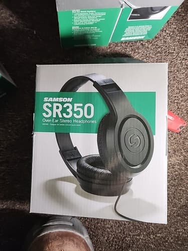 Samson SR350 Over-Ear Stereo Headphones (Black) - Image 1