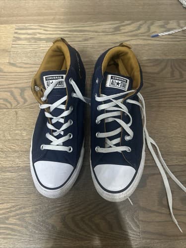 Converse all Star Navy Chuck Taylor Canvas Sneakers Size 9 Men’s And 11 Womens - Image 1
