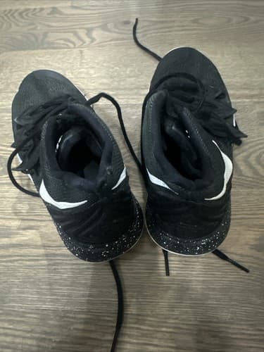 Size 5.5 Youth - Nike Kyrie 5 Black Magic - Thumbnail 4