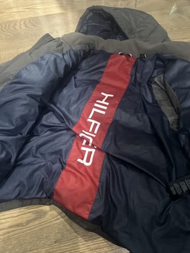 Men's Tommy Hilfiger Large Puffy Coat Grey/Plaid RN# 54163 - Thumbnail 2