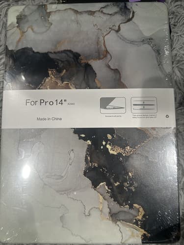 Laptop Hard Shell Case for Macbook Pro 14” And Keyboard Cover New - Image 1
