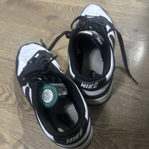 Size 8.5 - Nike Dunk Low Black White MEN - Thumbnail 3