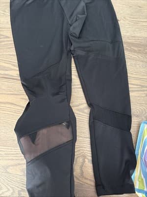 GUESS Women's Size M Black Leggings Elastic Waist Pants - Thumbnail 3