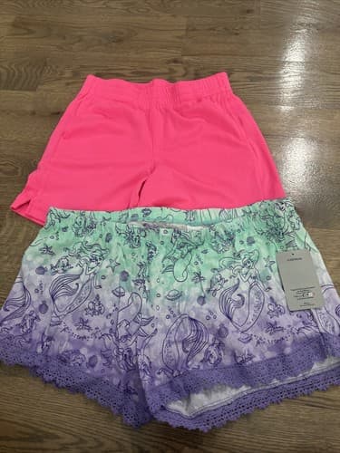 Girl's Size Large 10-12 Shorts 2 Pack - Image 1