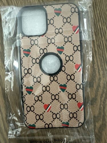 IPHONE 11 PRO SILICONE CASE - Image 1