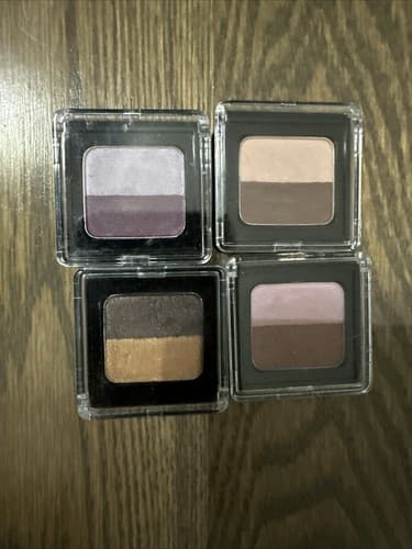 Eye Shadow Pack Of 4 New - Image 1