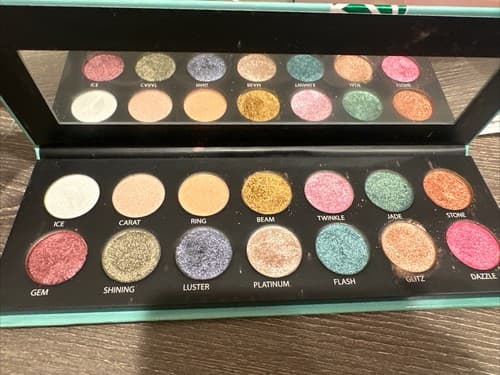 Diamond Color 14 Color Eyeshadow palette - Thumbnail 2