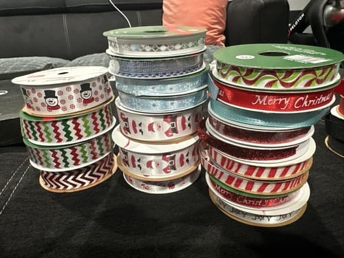 Merry Christmas Ribbons Bow Crafts Different Sizes Lot Of 20 - Image 1