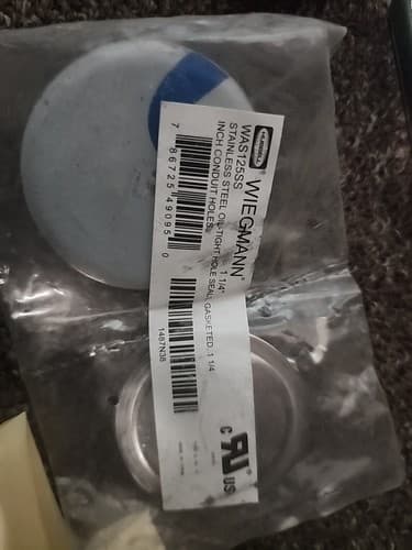 Wiegmann Was125ss Hole Plug,Ss,1.63" Conduit Size - Image 1