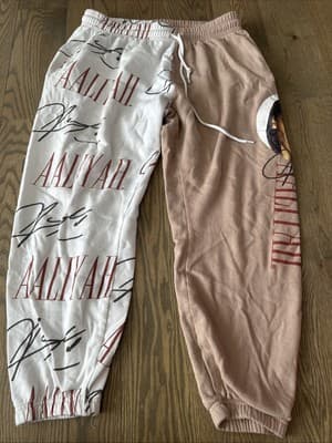 Aaliyah sweatpants Size XL - Image 1