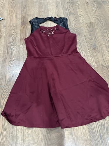 Material Girl Women's Sleeveless Black Lace Fit & Flare Burgundy Dress Size: Med - Image 1