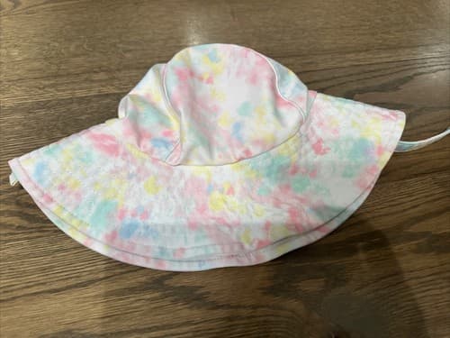 OLD NAVY NWT INFANT GIRLS HAT 6-12M MULTICOLOR - Image 1