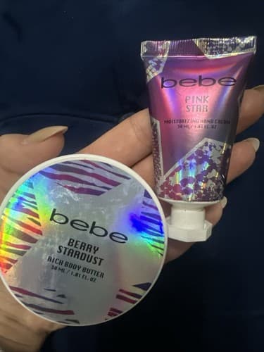 bebe Berry Stardust Rich Body Butter And Moisturizing Hand Cream 30ml - Image 1