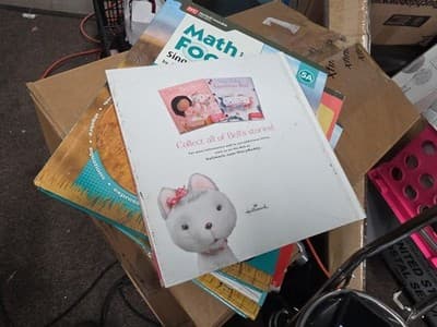 Bell's Big Move Hardcover - Thumbnail 2