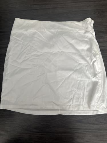 New w/Tag Akira White Mini Skirt Women's Size Medium - Image 1