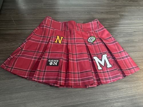 No Boundaries Junior's Size M (7-9) Red Pleated Tennis Skirt With Patches Y2K - Image 1