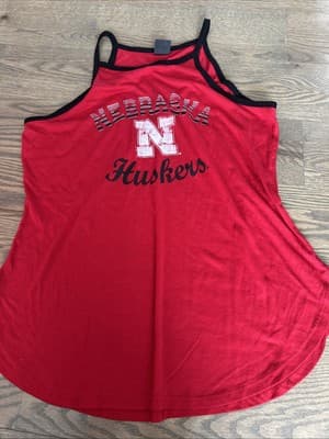 Nebraska Huskiers T Shirt Juniors Large Red - Image 1
