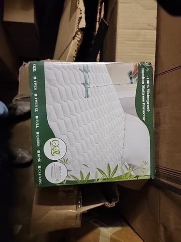 GRT 100 % Waterproof Bamboo Mattress Protector Twin - Image 1