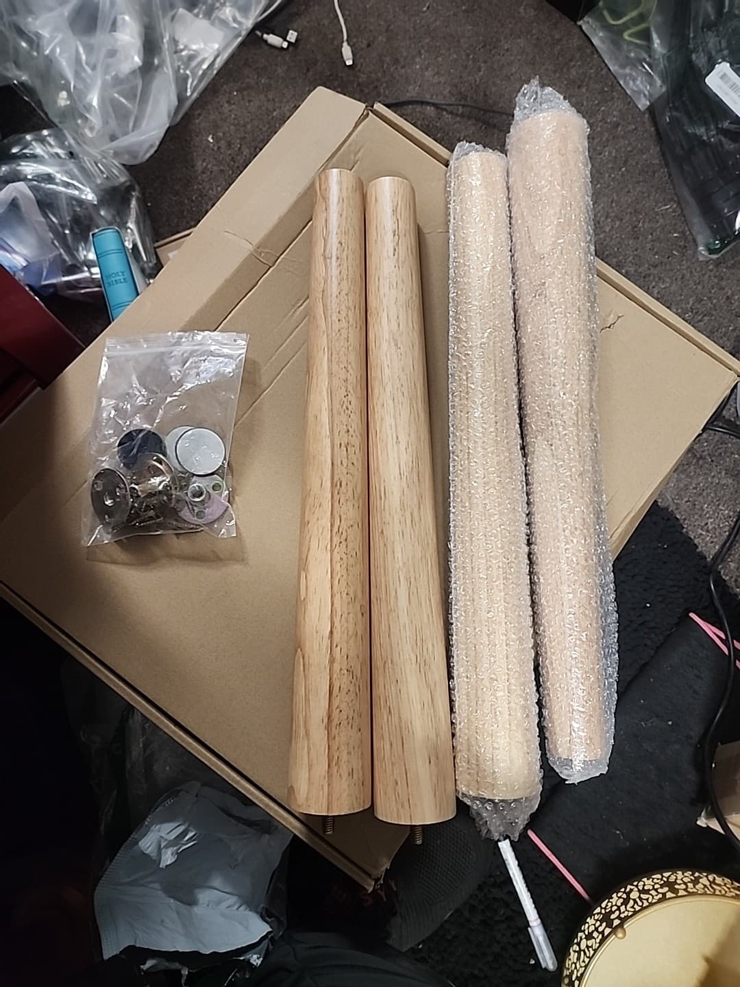 16 inch Table Legs Wood Furniture Legs Tapered Round for End Table, Set of 4 - Thumbnail 3