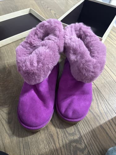 Authentic UGG Classic Mini Fluff - Image 1