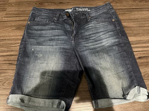 Massimo Bermunda Jeans Shorts – Women Size 12/R31 Mid-Rise Dark Blue - Image 1
